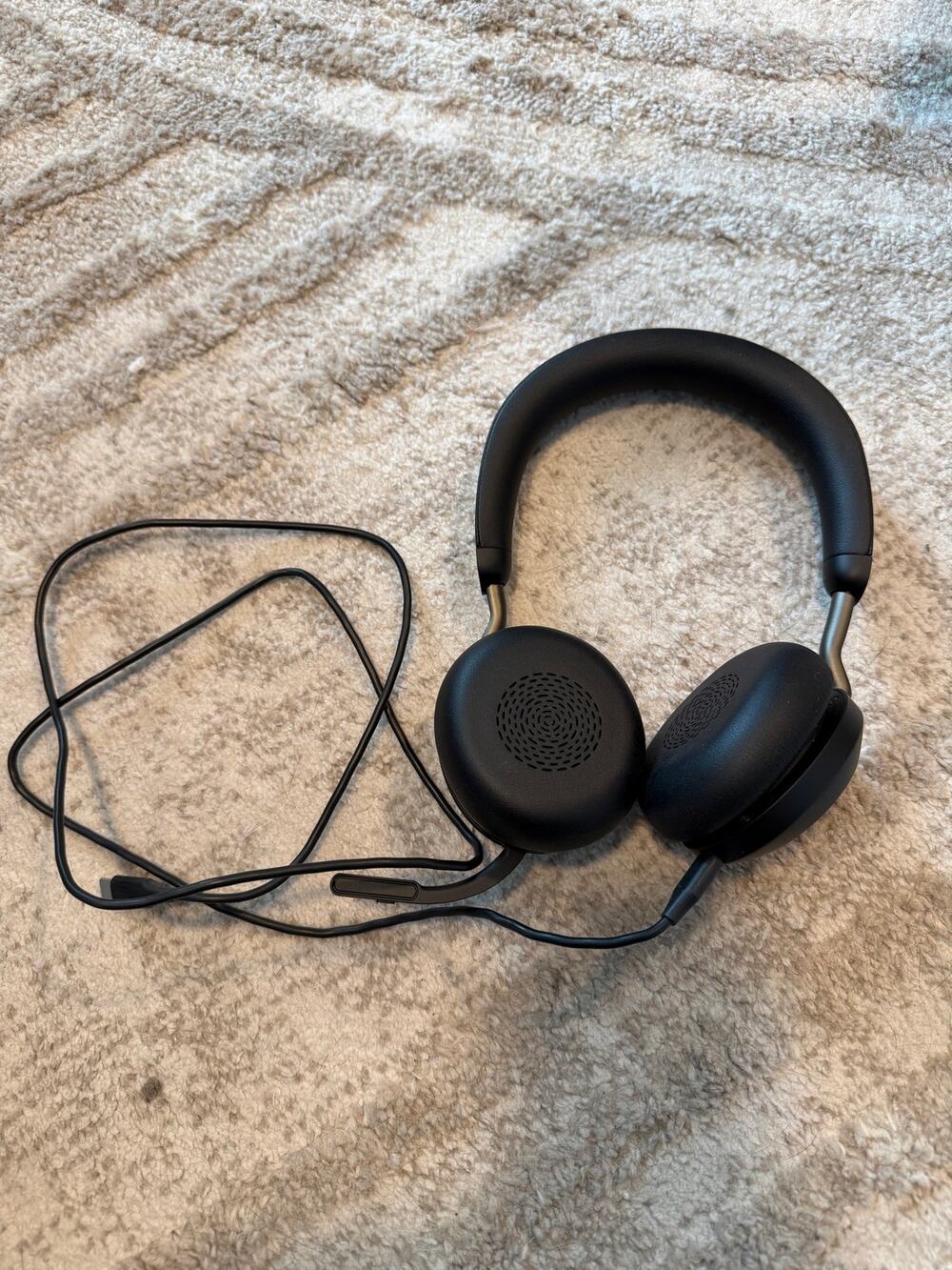 Jabra Evolve2 Series Wired or Wireless Office Headset Headphones